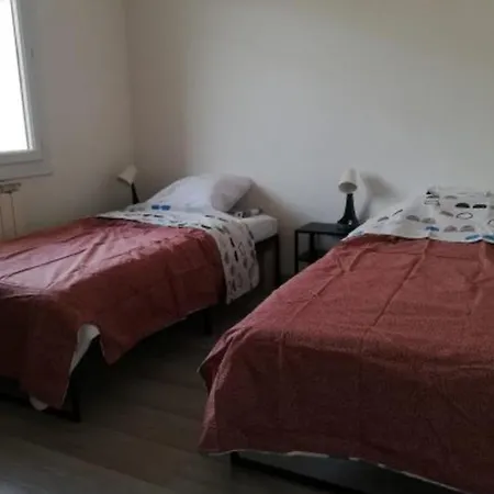 Apartment 65m With Small Balcony - Near Naval Base *